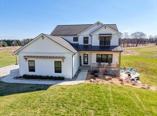 2015 Pierce Rd, Chelsea, MI 48118