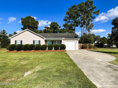 165 Ashbury Park Lane, Richlands, NC, 28574