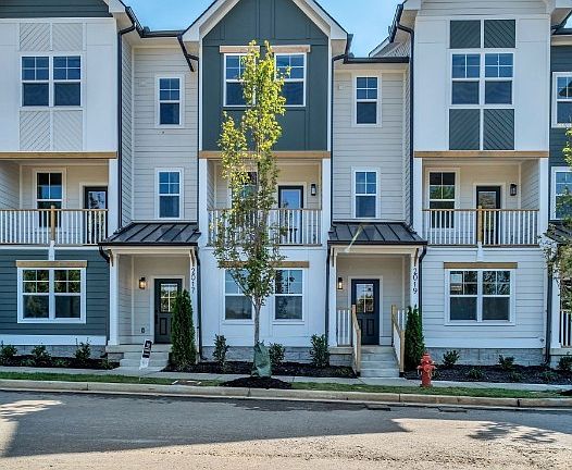 2nd image of 2019 Maple View Ln