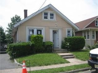 75 Ryle Park Ave, Woodland Park, NJ 07424