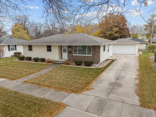 223 Paul Dr, Kimberly, WI 54136