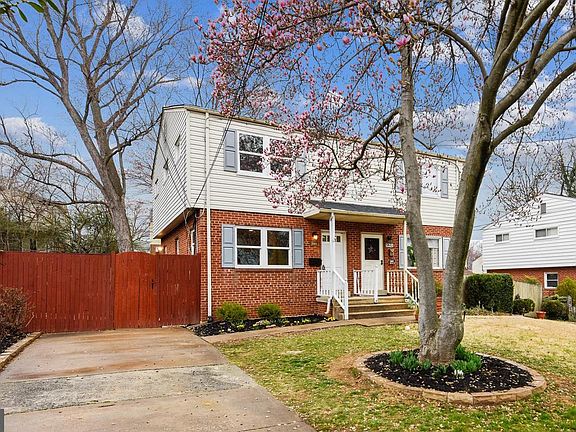 2nd image of 5844 Mount Vernon Dr