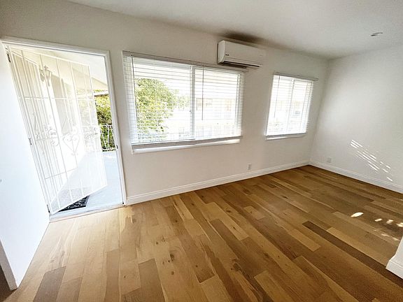 5th image of 1521 12th St APT 6