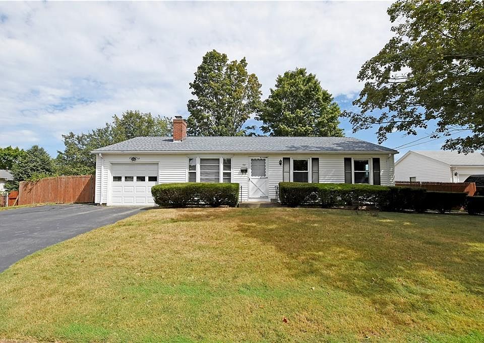 1st image of 58 Brookhaven Dr