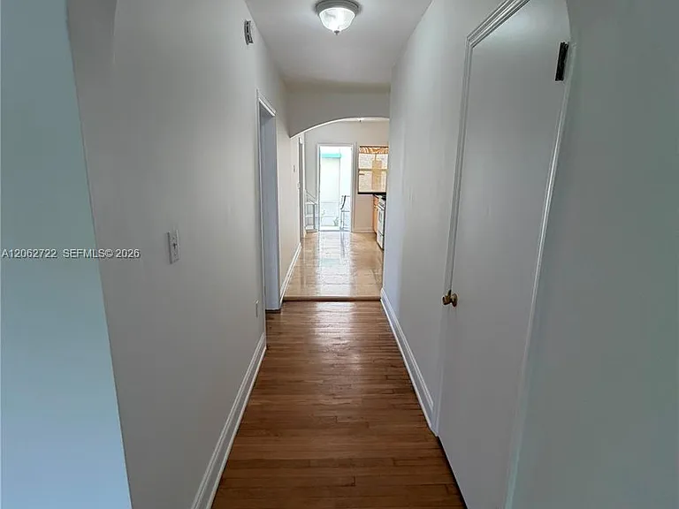 1027 Euclid Ave #2 — Photo 3