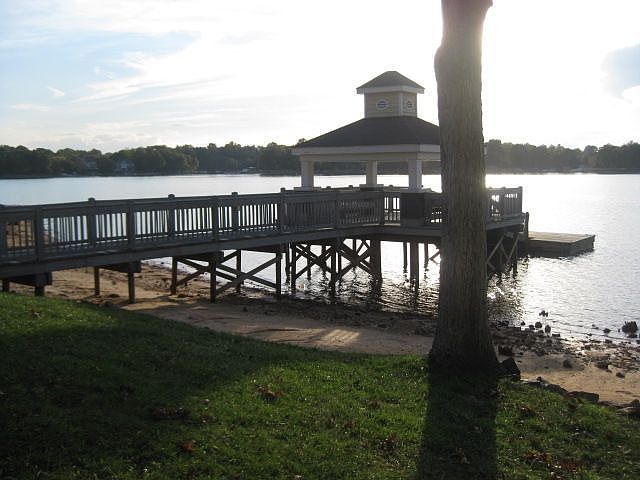 2nd image of 940 Southwest Dr