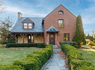 6 Risley Rd, Newton, MA 02465