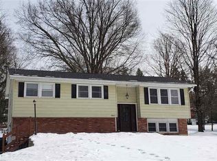 16 Big Bear Rd, Troy, NY 12182