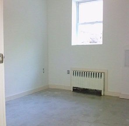 3rd image of 318 Franklin Ave