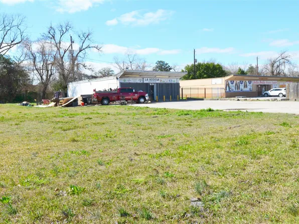 10013 W Montgomery Rd, Houston, TX 77088