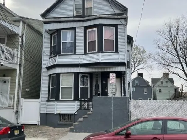 204 2Nd St, Newark City, NJ 07107