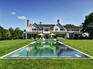 56 Barnhart St, Southampton, NY 11968