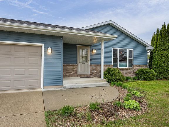 4th image of 3631 Wildflower Ln