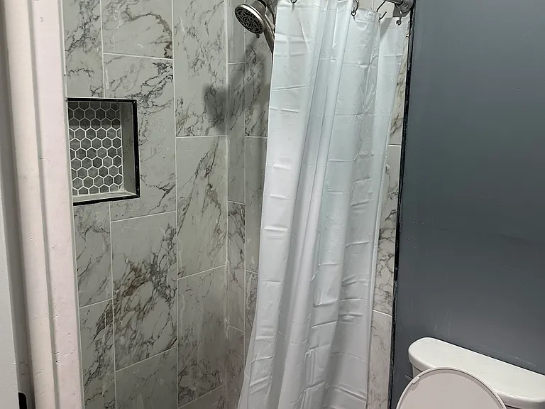 470 Earl Pl — Photo 13