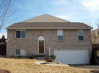 2000 S 2nd Ave, Morton, IL 61550