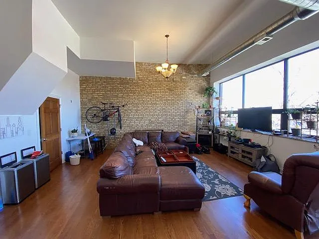 2373 N Milwaukee Ave #33 — Photo 7
