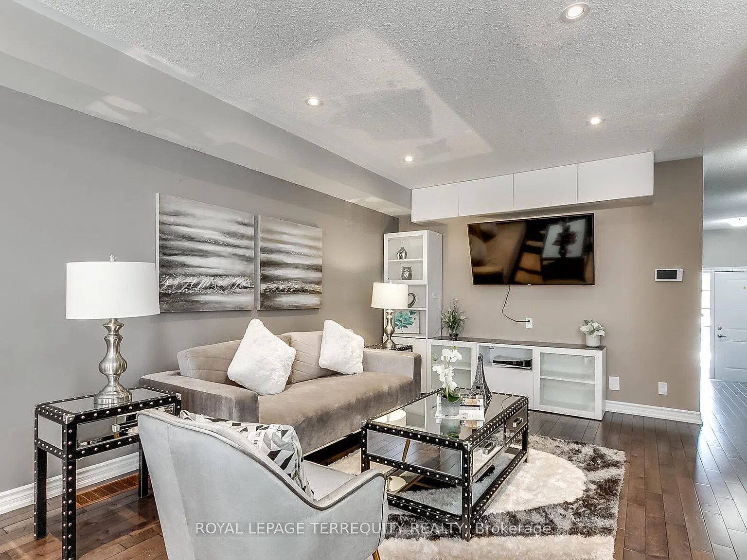 3 bed, $3,300 — Photo 3