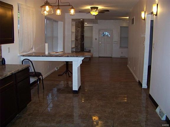 4th image of 4616 Lee Ave