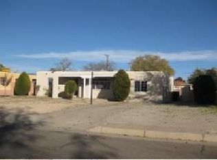 604 Arizona St SE, Albuquerque, NM 87108