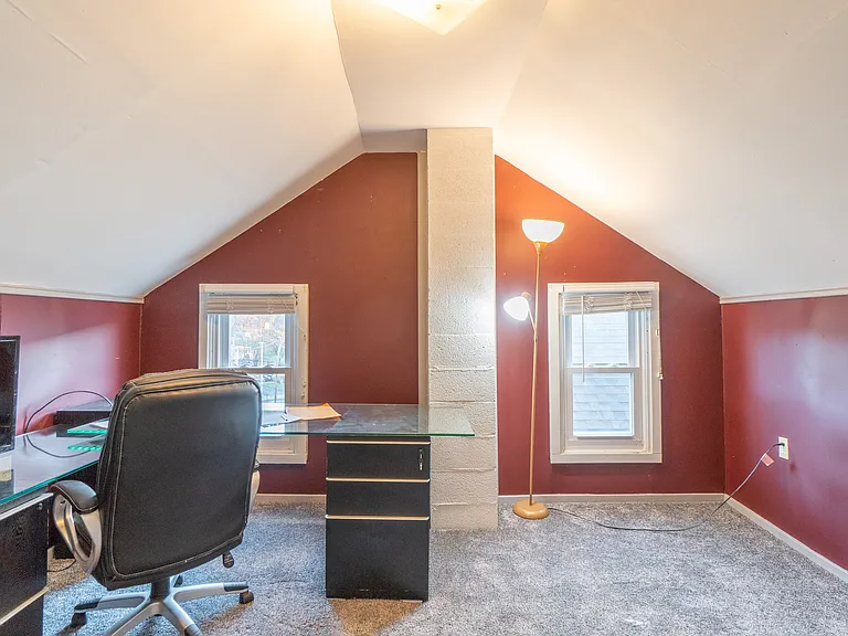 39 Rose St — Photo 37