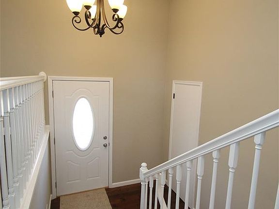 3rd image of 5830 N Old Orchard Dr