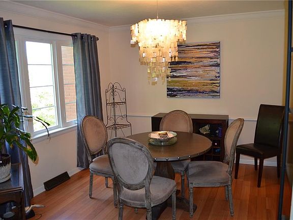 4th image of 7560 Hollycroft Ln APT 12C