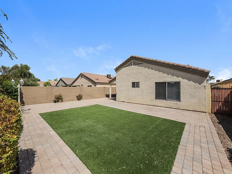 13033 W Redfield Rd — Photo 12
