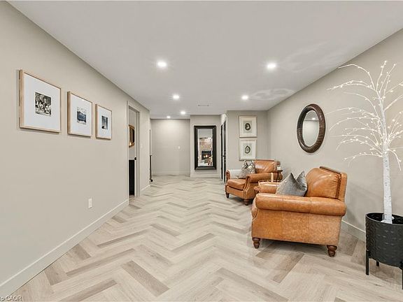24th image of 8152 Westminster Dr