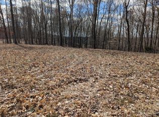 2 Chestnut Hills Rd, Burkesville, KY 42717