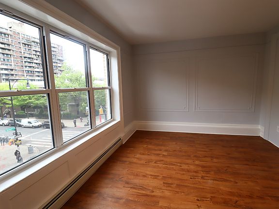 3rd image of 874 Nostrand Ave #2
