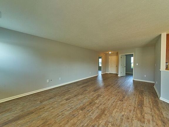 5th image of 8139 Oriole Point Dr