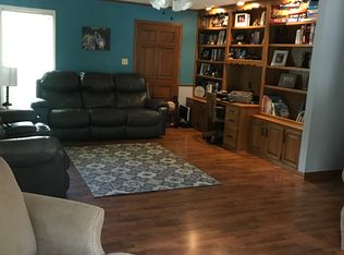 80 S Helms St, Lexington, TN 38351