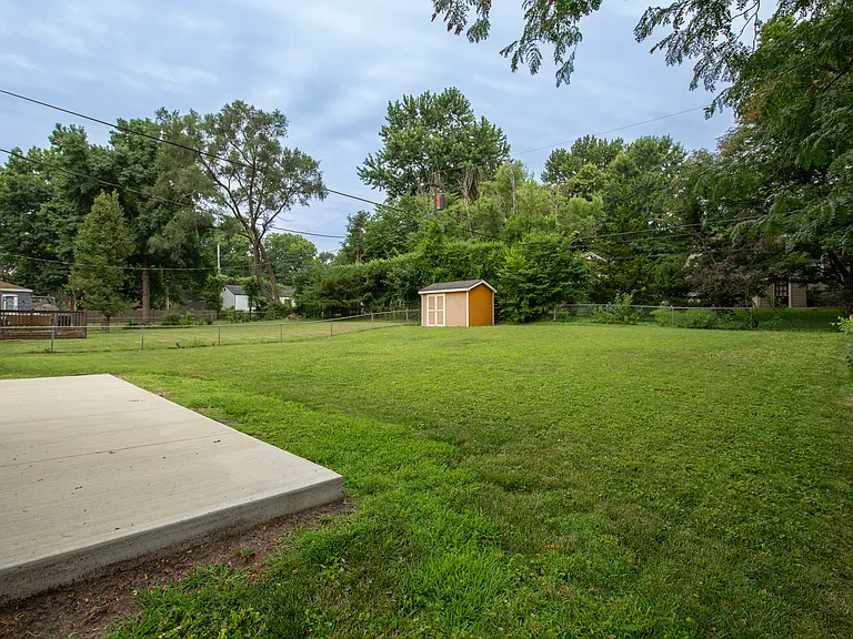 7430 Reeds Ln — Photo 21