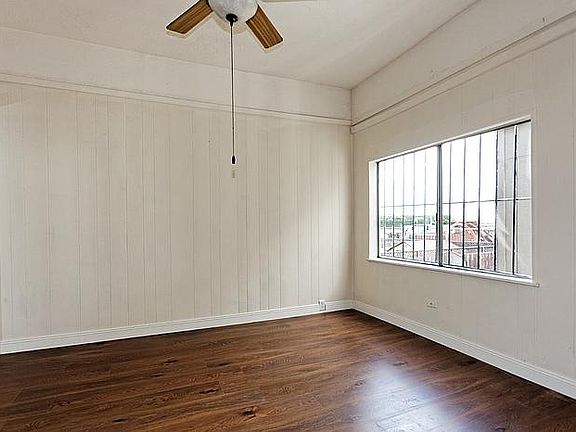 3rd image of 1237-1239 Shafter Ave
