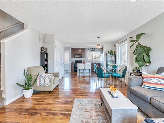 5th image of 36 Auburn Meadows Line SE