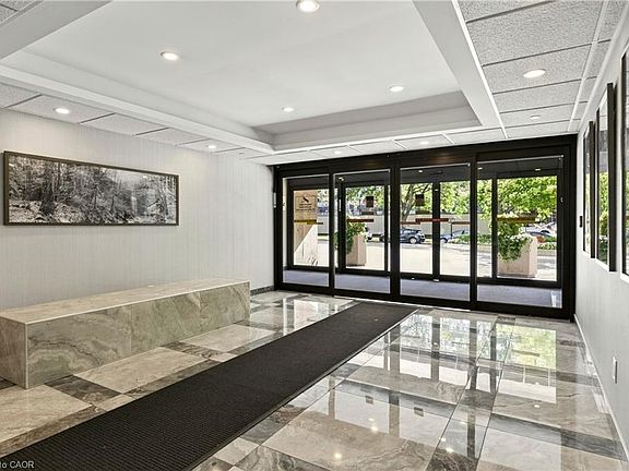 3rd image of 120 Duke St #1503