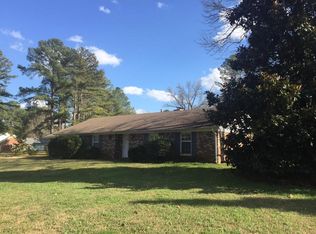 301 Colonial Cir, Starkville, MS 39759