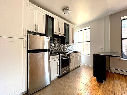 3rd image of 707 Saint Nicholas Ave APT 3E