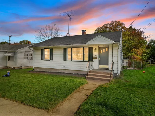 1309 S Float Ave, Freeport, IL 61032
