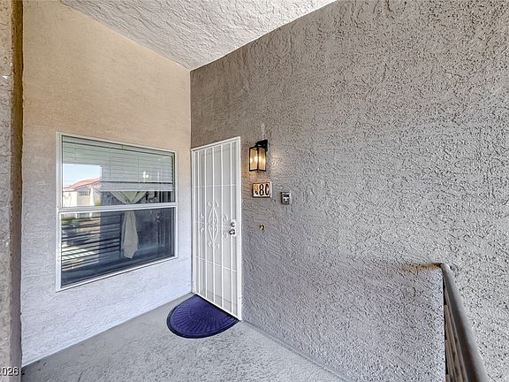 5th image of 701 Capri Dr Unit 8C