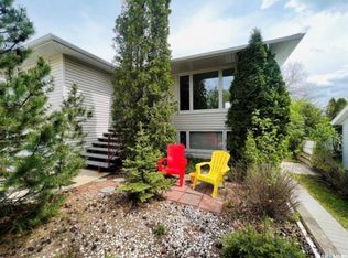 451 3rd AVENUE NW, Swift Current, SK S9H 0S4