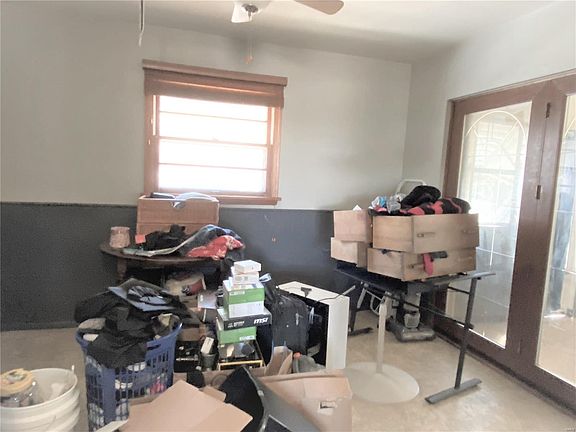 4th image of 418 Hawthorne Dr