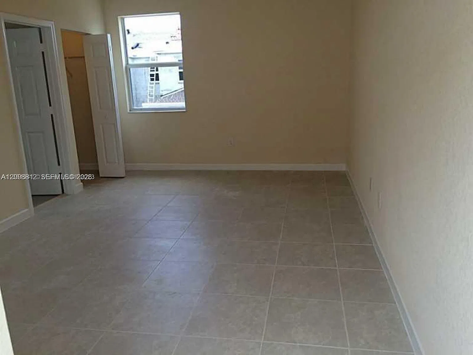Kendall Commons Townhomes — Photo 3