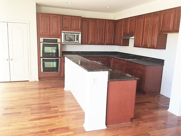 5th image of 14259 Desert Rose St #0