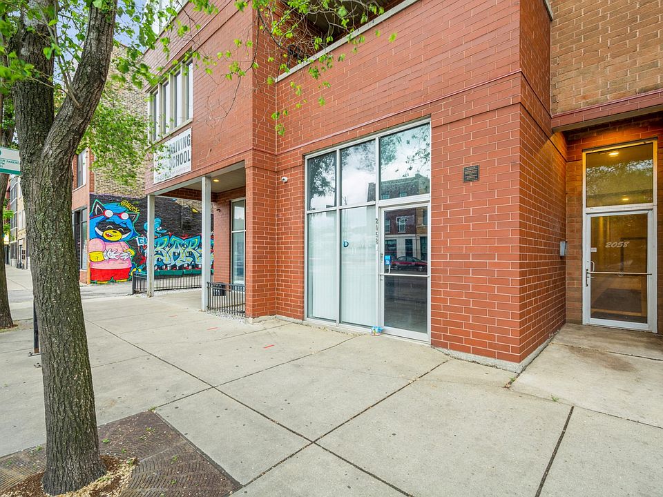 1st image of 2058 N Western Ave APT 202
