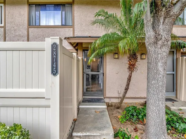 28745 Conejo View Dr #124, Agoura Hills, CA 91301