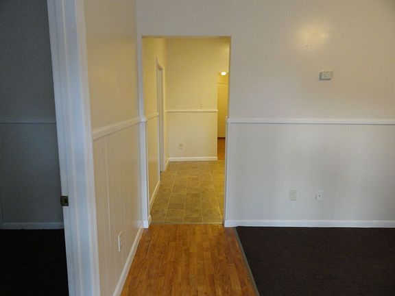 4th image of 610 E Bolton St