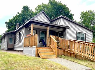 711 N 1st St, Ishpeming, MI 49849