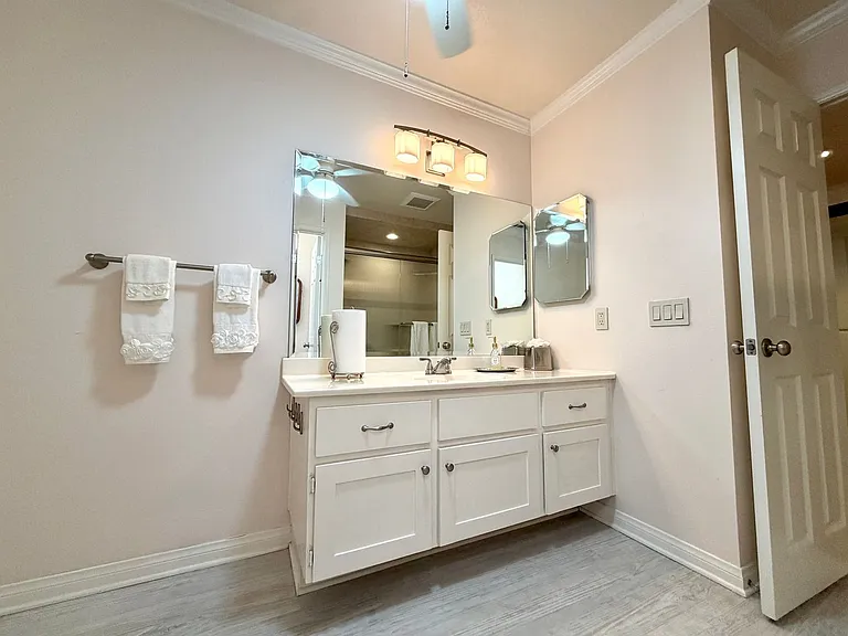 782 Danville Dr — Photo 17