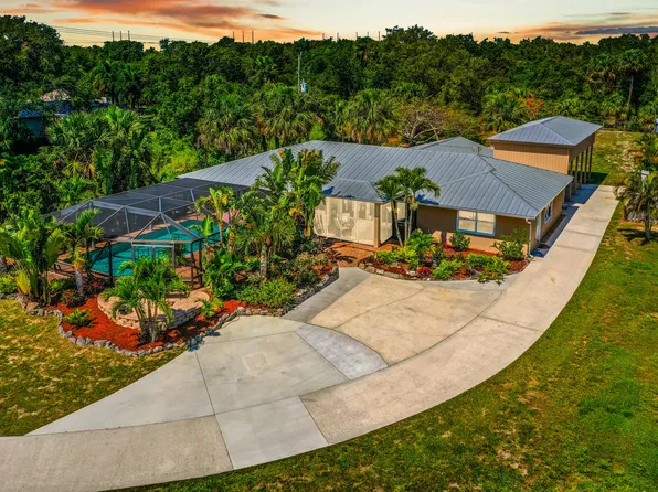 7505 S Indian River Drive, Fort Pierce, FL 34982